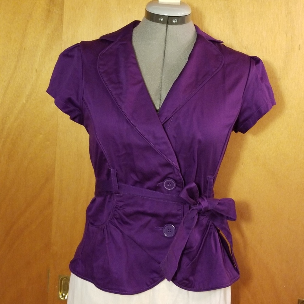 Cap sleeve purple vest